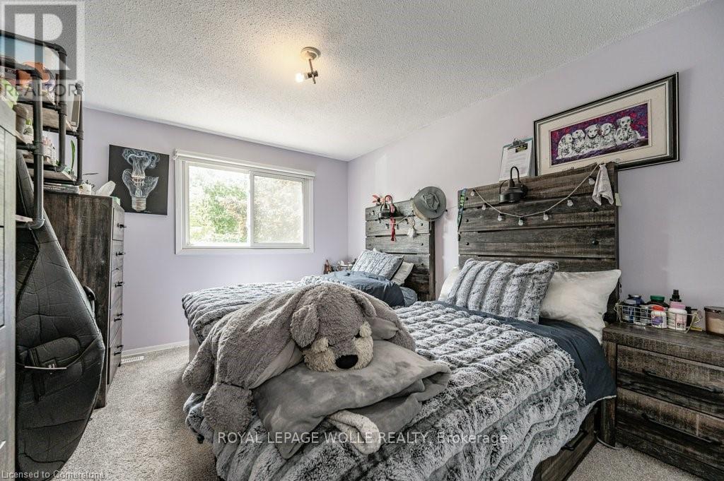












31 DRIFTWOOD PLACE

,
Kitchener,




Ontario
N2N1W3

