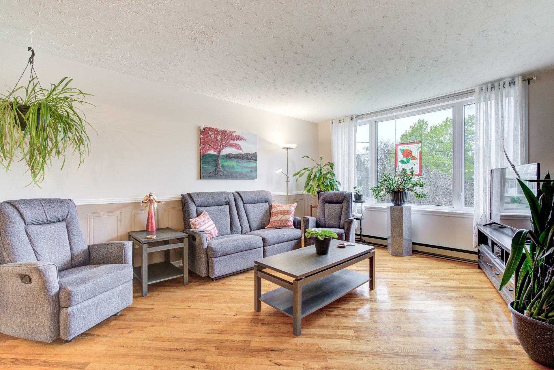 









31


Rue Denicourt

,
Saint-Jean-sur-Richelieu,




QC
J2X4Y5


