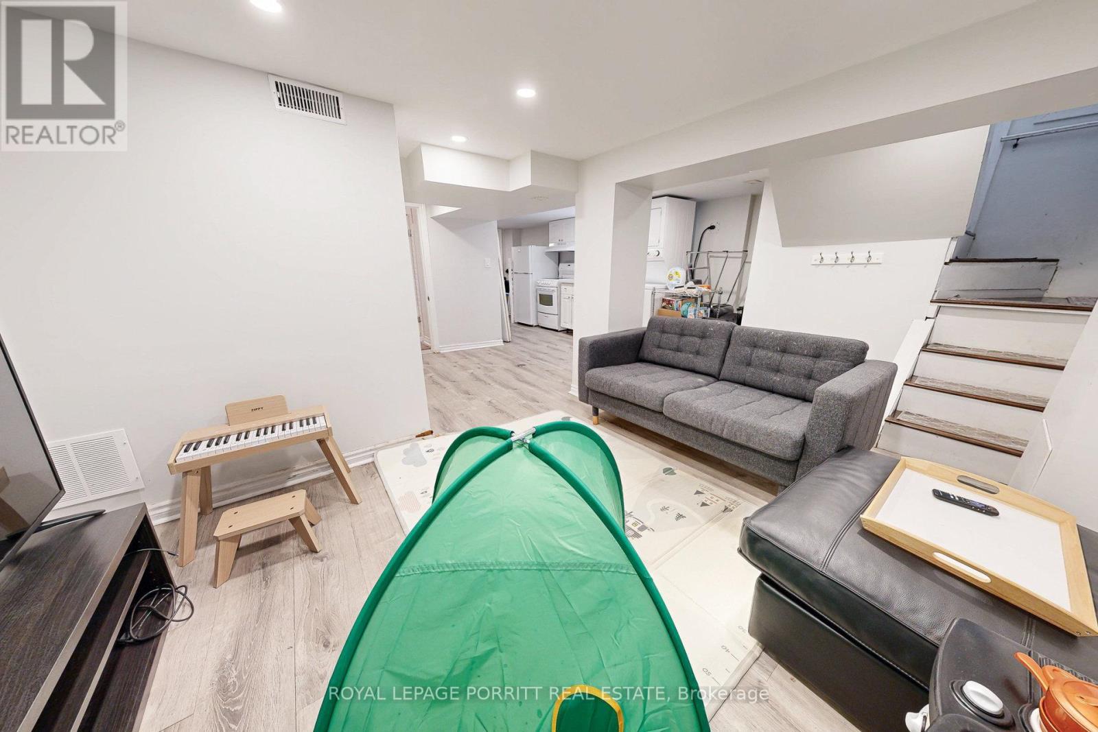 












217 ALDERBRAE AVENUE

,
Toronto,




Ontario
M8W4K4

