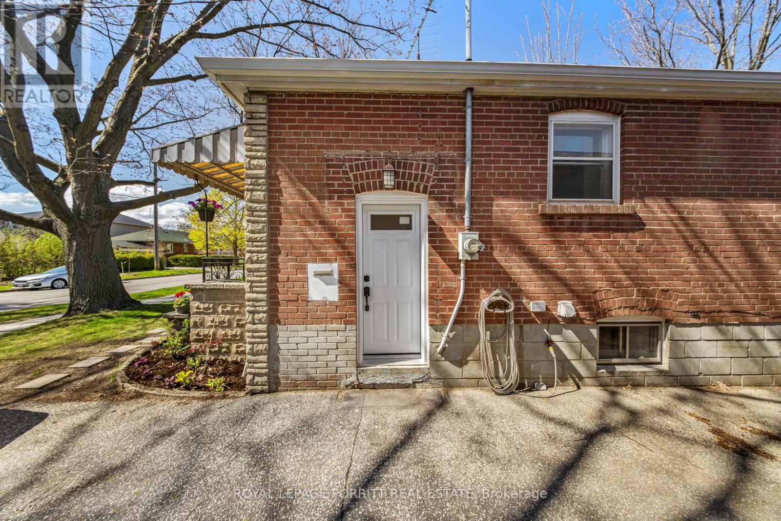 












217 ALDERBRAE AVENUE

,
Toronto,




Ontario
M8W4K4

