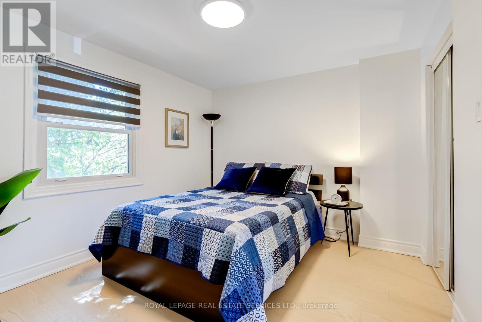 












34 SKYLARK ROAD

,
Toronto,




Ontario
M6S4M4

