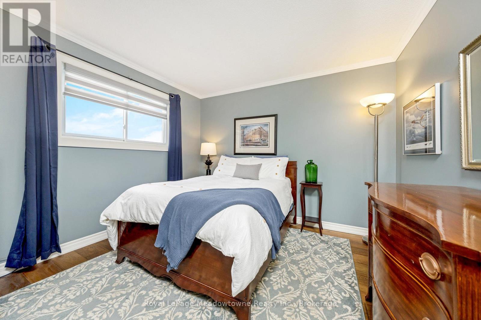 












738 ROBERTSON CRESCENT

,
Milton (TM Timberlea),




Ontario
L9T4W4


