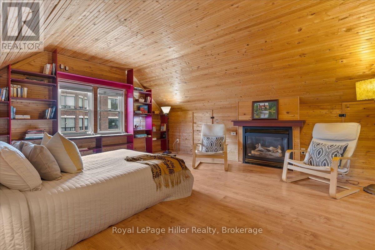 












61 BALLANTYNE AVENUE

,
Stratford,




Ontario
N5A3A6

