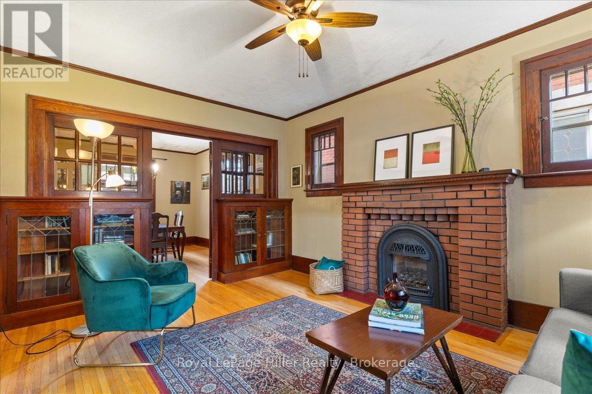 












61 BALLANTYNE AVENUE

,
Stratford,




Ontario
N5A3A6

