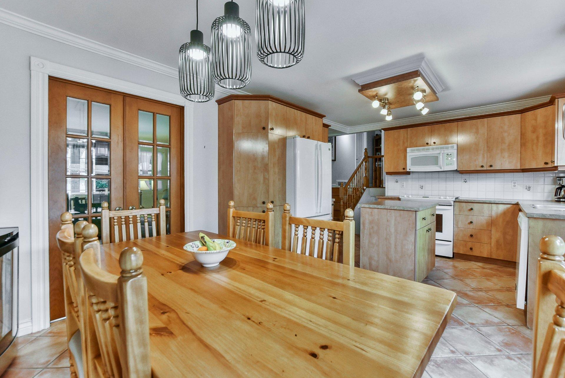 









224


Av. Caumartin

,
Boisbriand,




QC
J7G1L7


