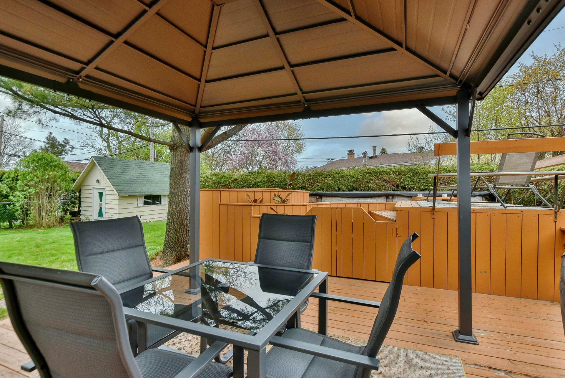 









224


Av. Caumartin

,
Boisbriand,




QC
J7G1L7

