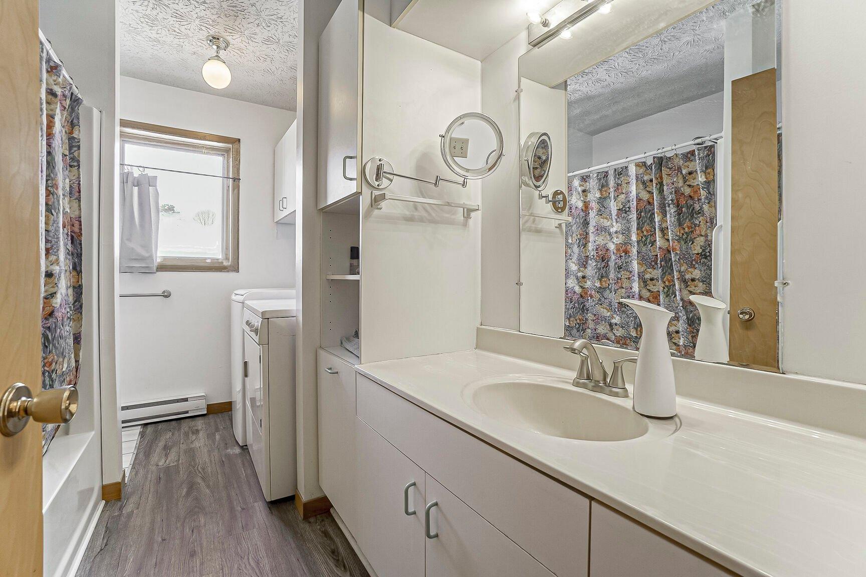 









85


Rue Principale

,
Stanstead - Ville,




QC
J0B3E5

