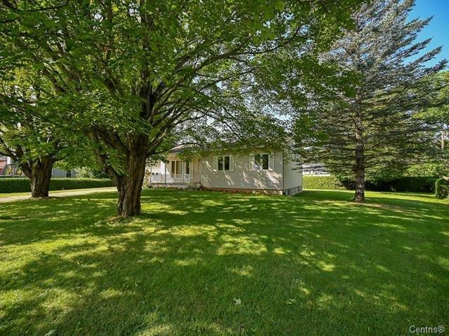 









85


Rue Principale

,
Stanstead - Ville,




QC
J0B3E5

