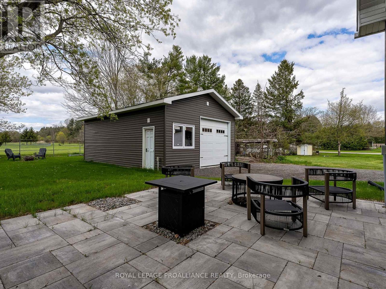 












2515 VAN LUVEN ROAD

,
Hamilton Township (Baltimore),




Ontario
K0K1C0

