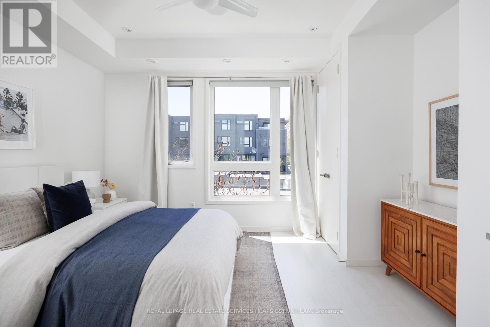 












500 SHAW STREET

,
Toronto,




Ontario
M6G3L3

