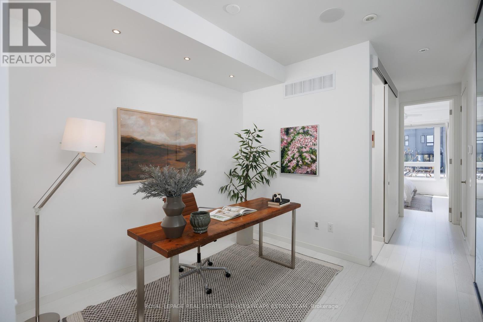 












500 SHAW STREET

,
Toronto,




Ontario
M6G3L3

