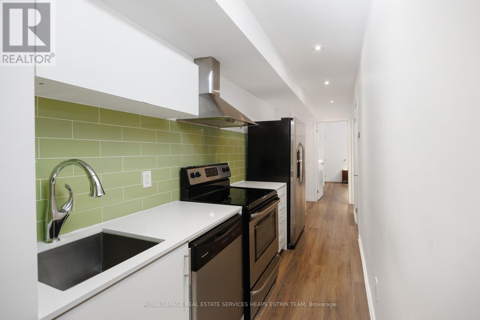 












500 SHAW STREET

,
Toronto,




Ontario
M6G3L3


