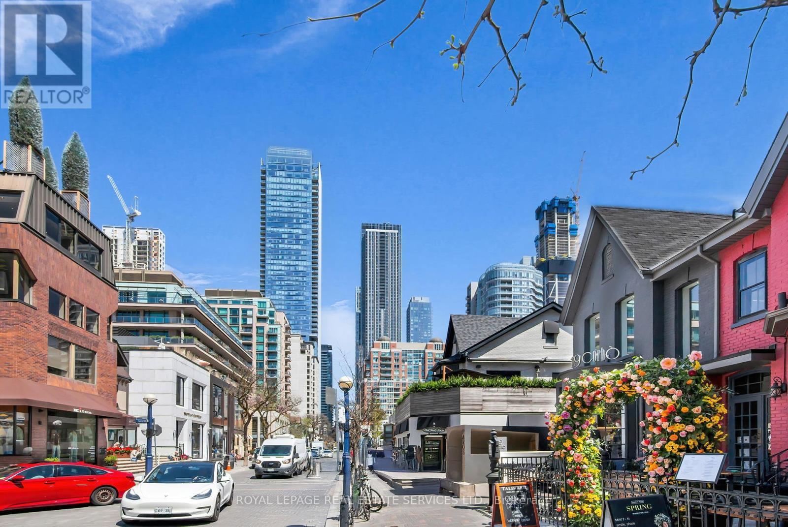 












805 - 38 AVENUE ROAD

,
Toronto,




Ontario
M5R2G2

