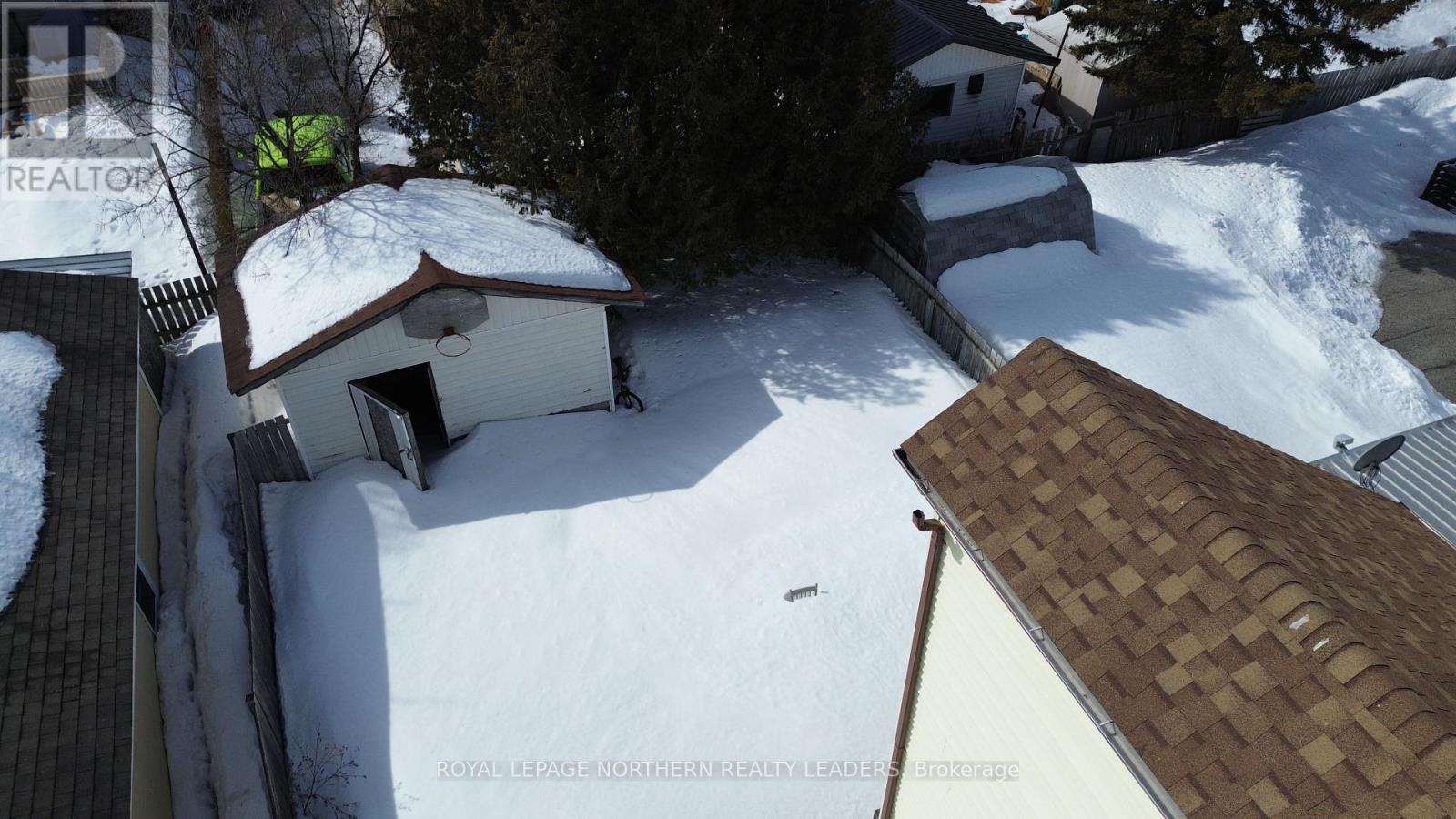 












383 BELANGER AVENUE

,
Timmins (TS - SW),




Ontario
P4N2W3

