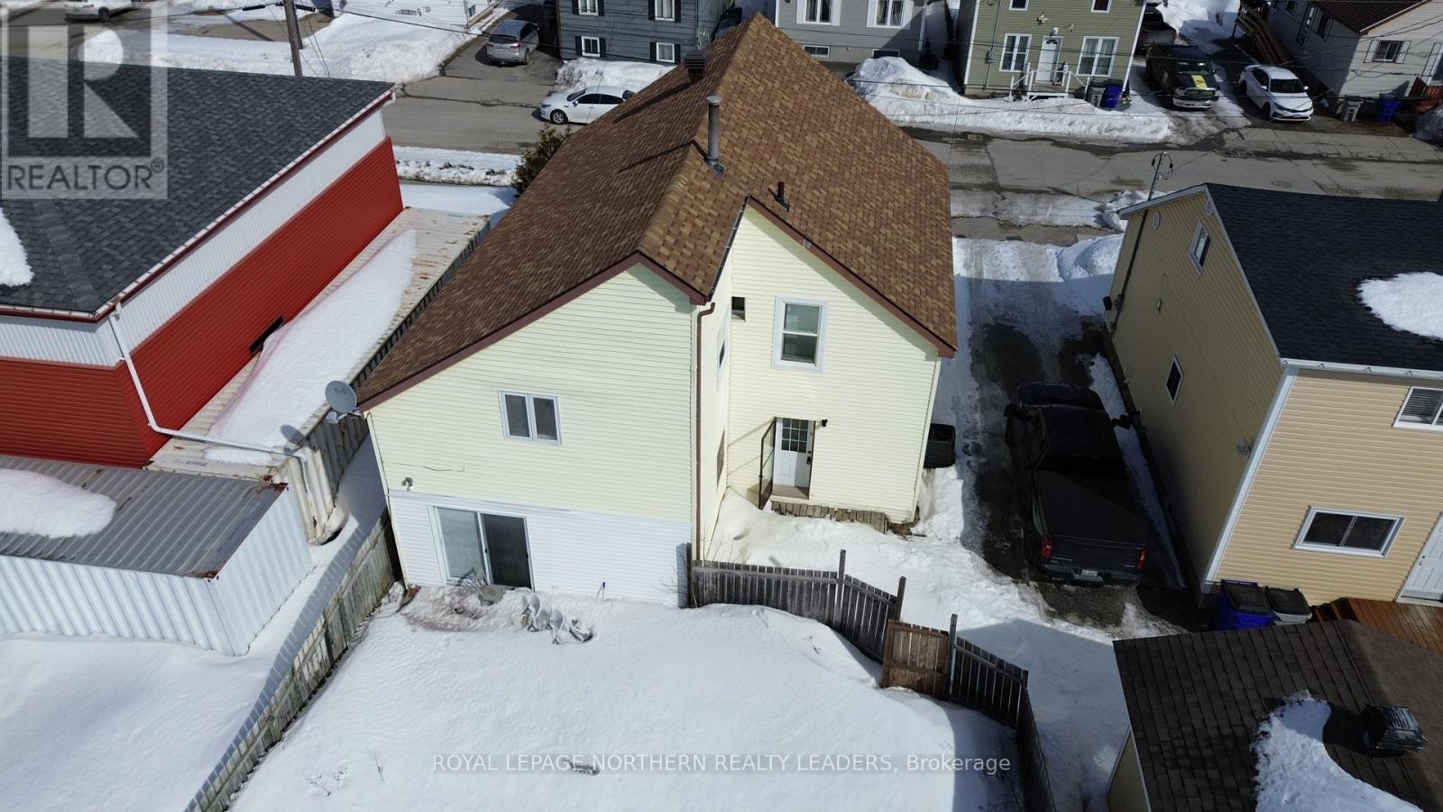












383 BELANGER AVENUE

,
Timmins (TS - SW),




Ontario
P4N2W3

