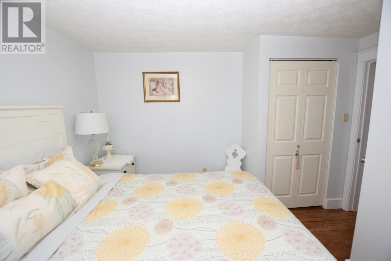 












446 Cameron RD

,
Huron Shores,




Ontario
P0R1H0

