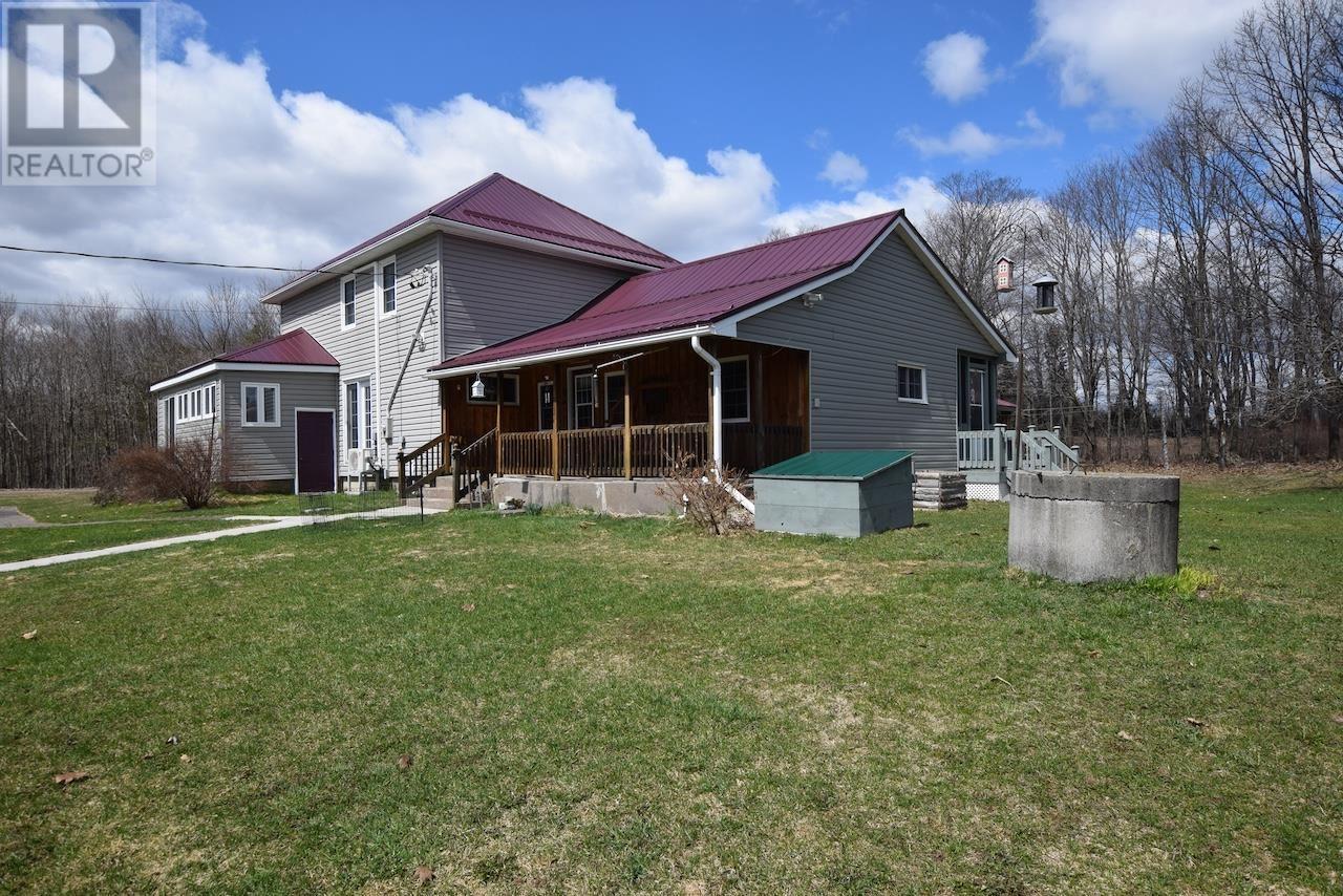 












446 Cameron RD

,
Huron Shores,




Ontario
P0R1H0

