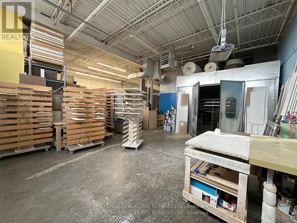 












A - 3279 LENWORTH DRIVE

,
Mississauga,




Ontario
L4X2G6

