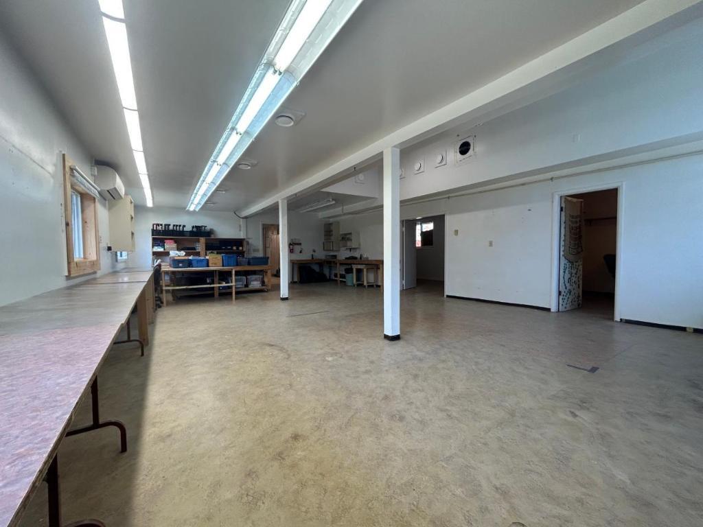 









2276


6

Highway,
Crescent Valley,




BC
V0G 1H0

