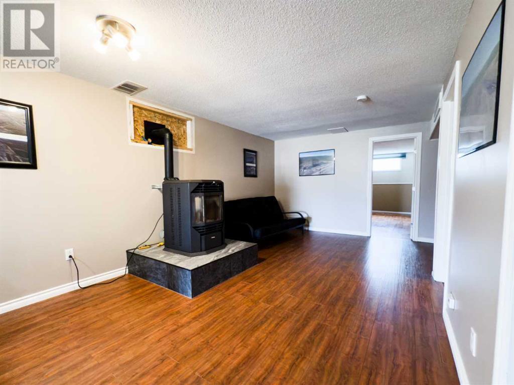 












123 Cheviot Drive

,
Hinton,




Alberta
T7V1P8

