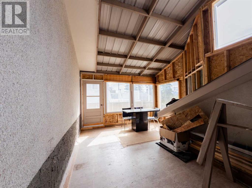 












123 Cheviot Drive

,
Hinton,




Alberta
T7V1P8

