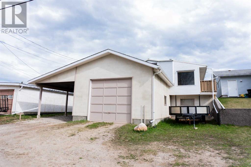 












123 Cheviot Drive

,
Hinton,




Alberta
T7V1P8

