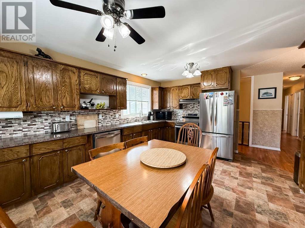 












123 Cheviot Drive

,
Hinton,




Alberta
T7V1P8

