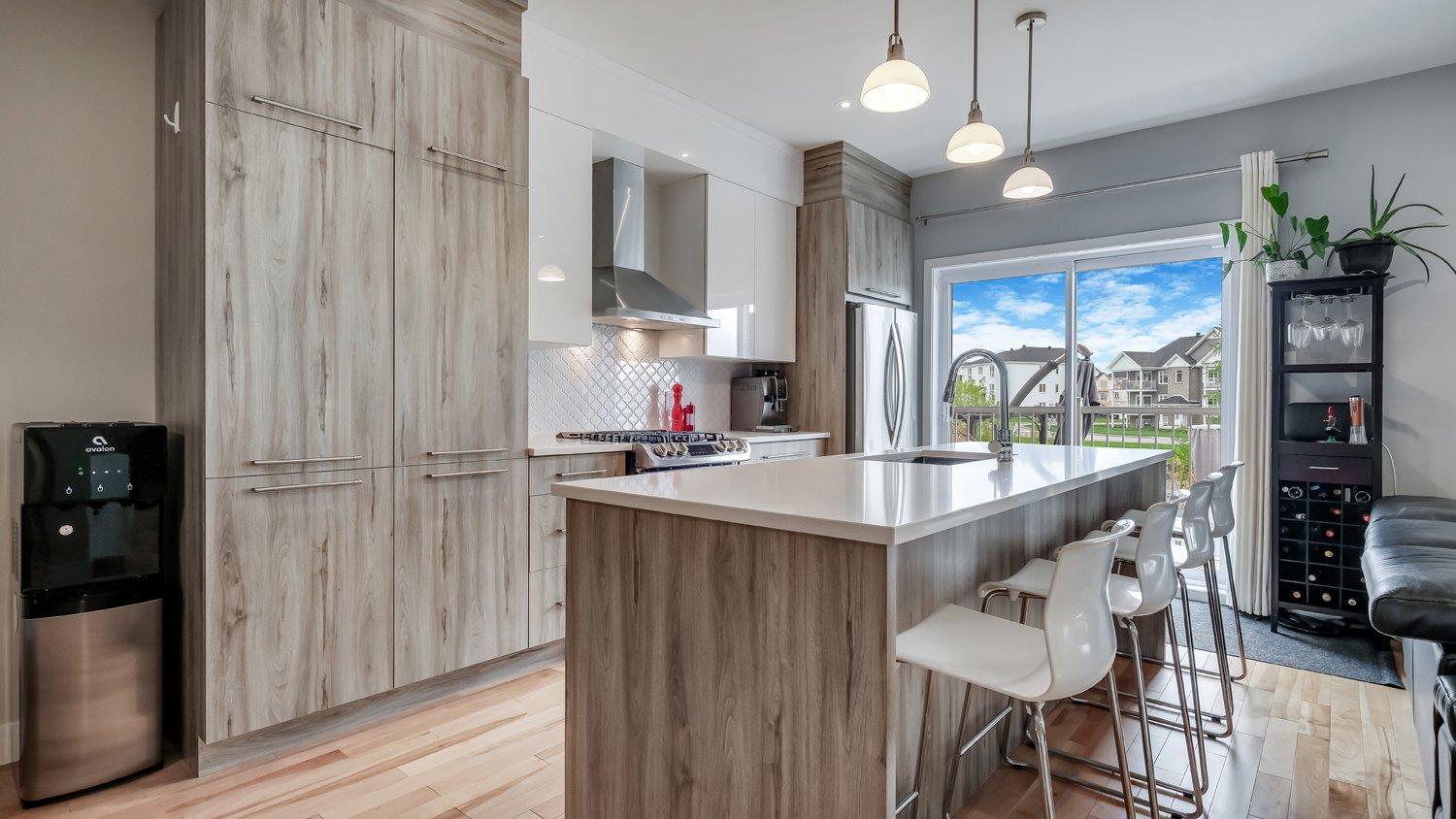 









6038Z


Imp. de la Coupe

,
Saint-Hyacinthe,




QC
J2T0B1

