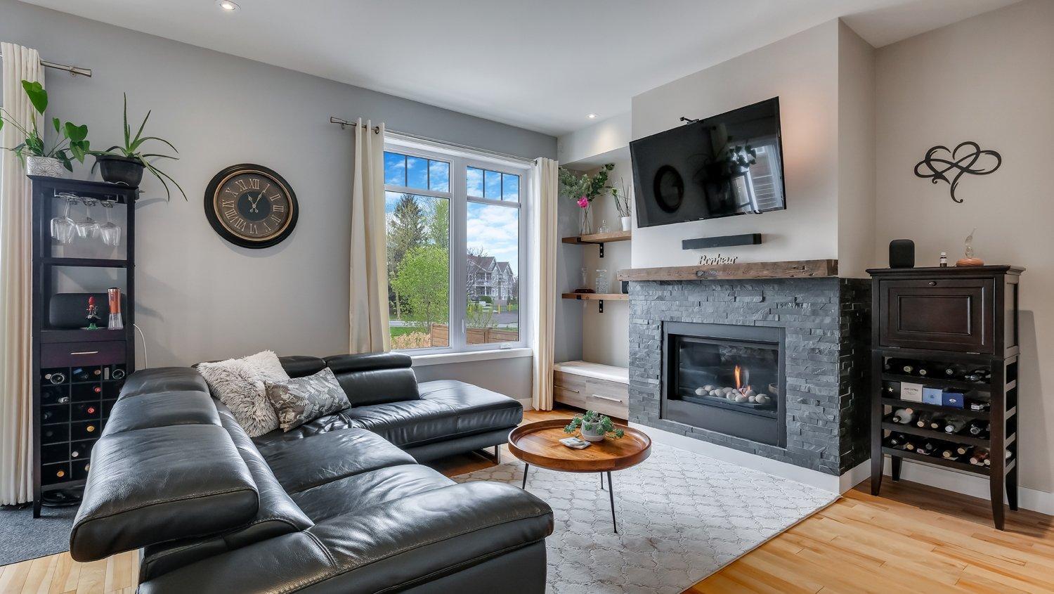 









6038Z


Imp. de la Coupe

,
Saint-Hyacinthe,




QC
J2T0B1

