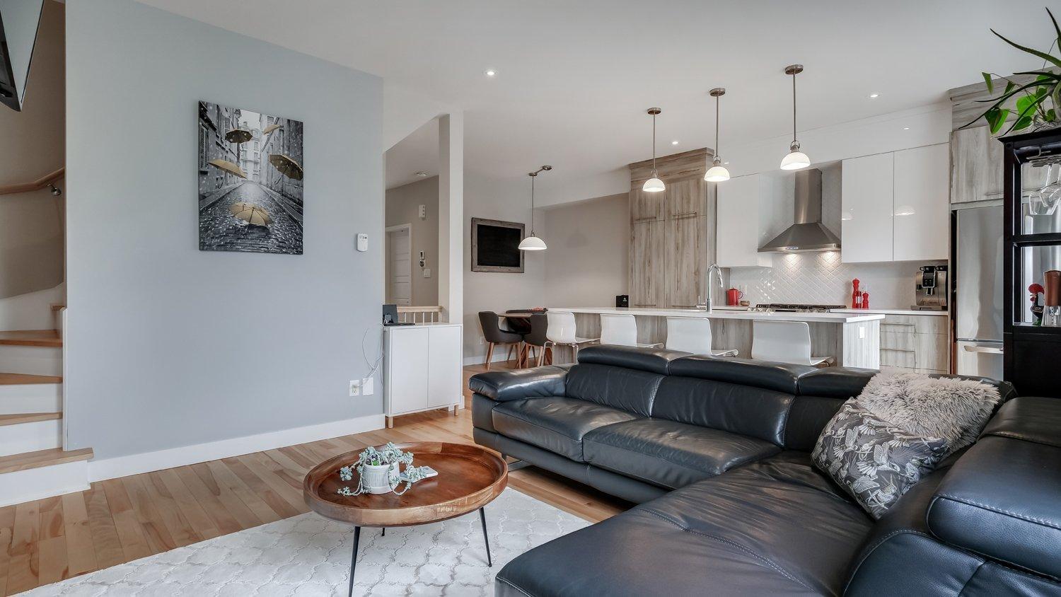 









6038Z


Imp. de la Coupe

,
Saint-Hyacinthe,




QC
J2T0B1


