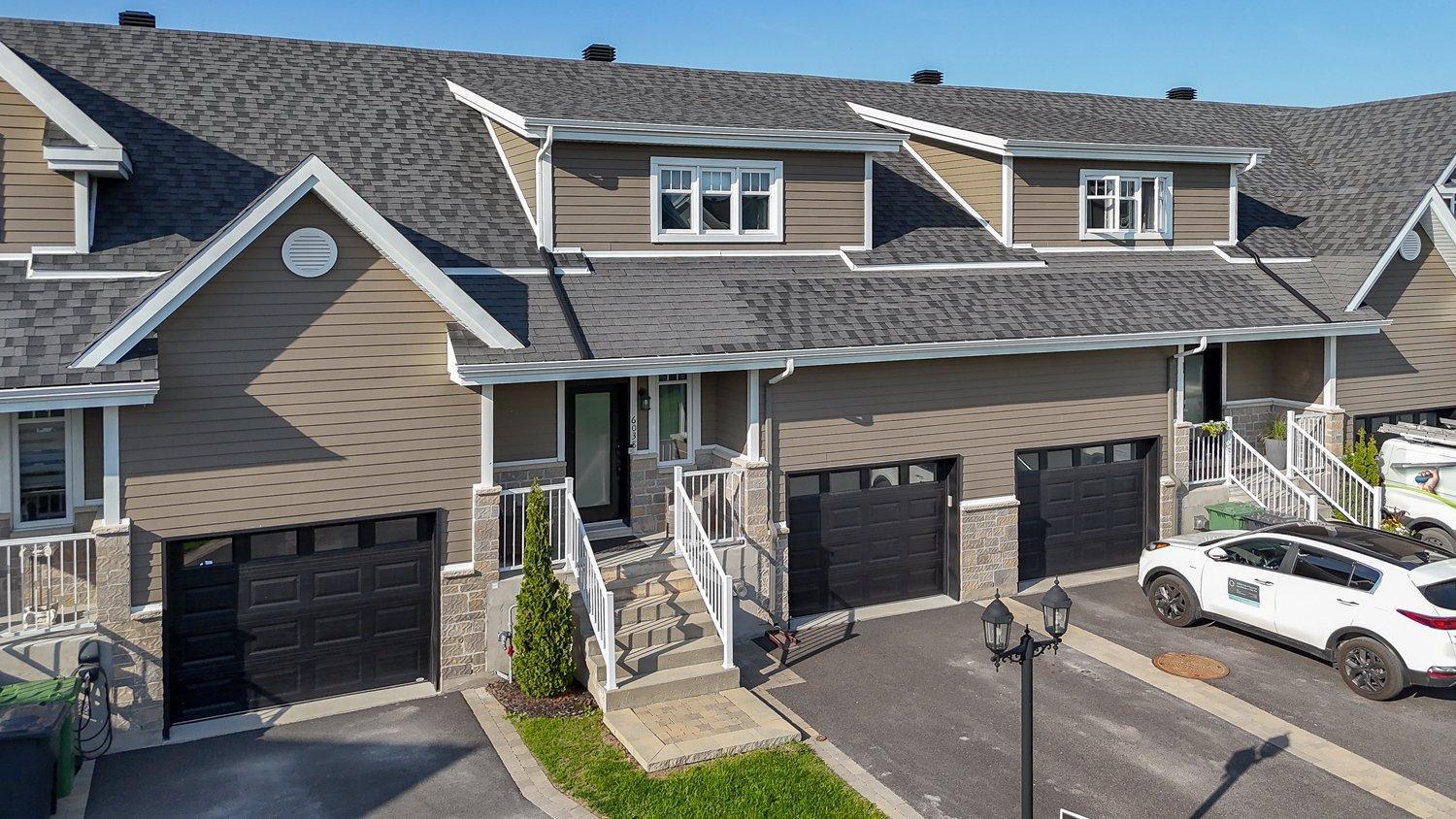 









6038Z


Imp. de la Coupe

,
Saint-Hyacinthe,




QC
J2T0B1

