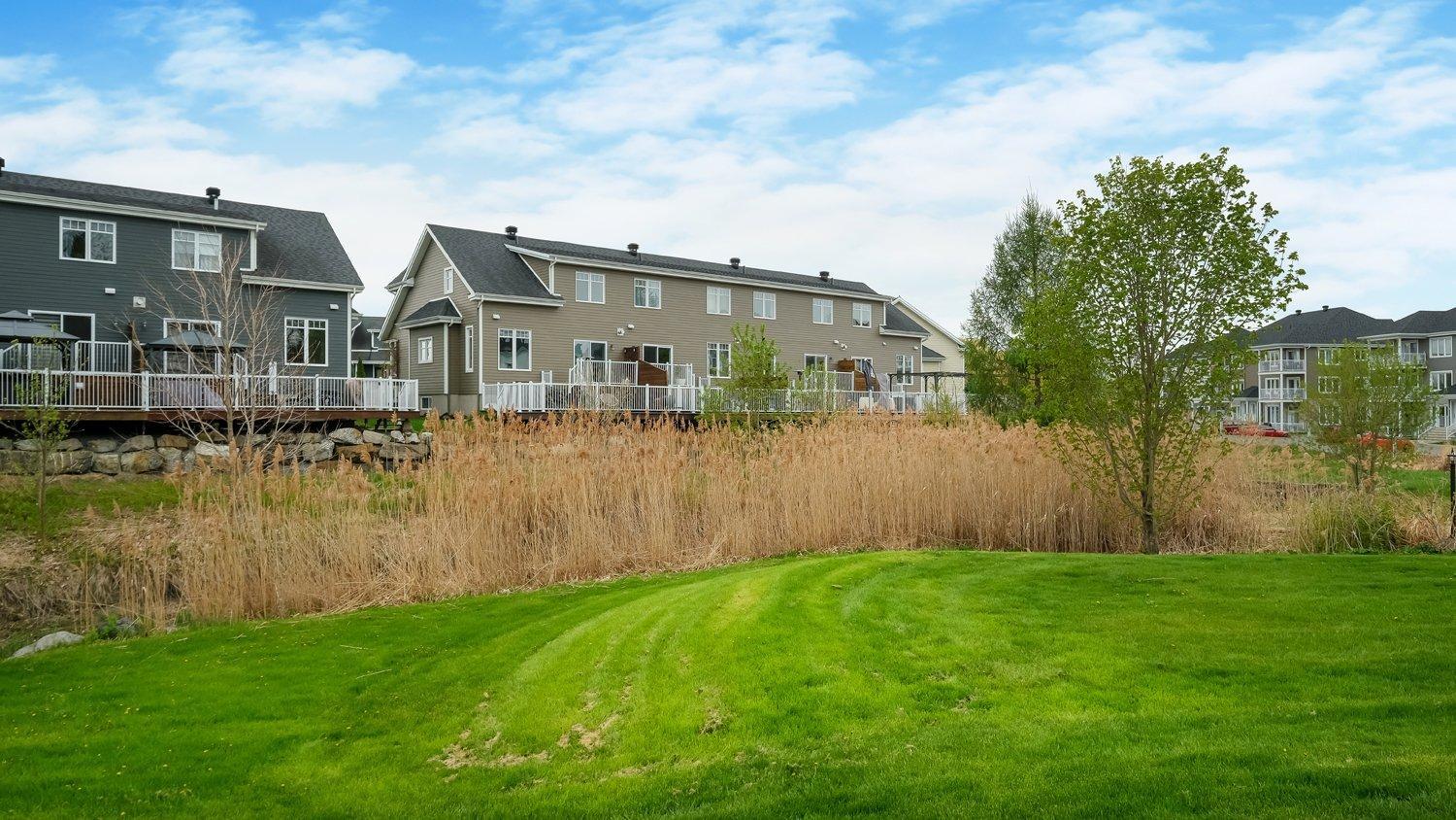 









6038Z


Imp. de la Coupe

,
Saint-Hyacinthe,




QC
J2T0B1

