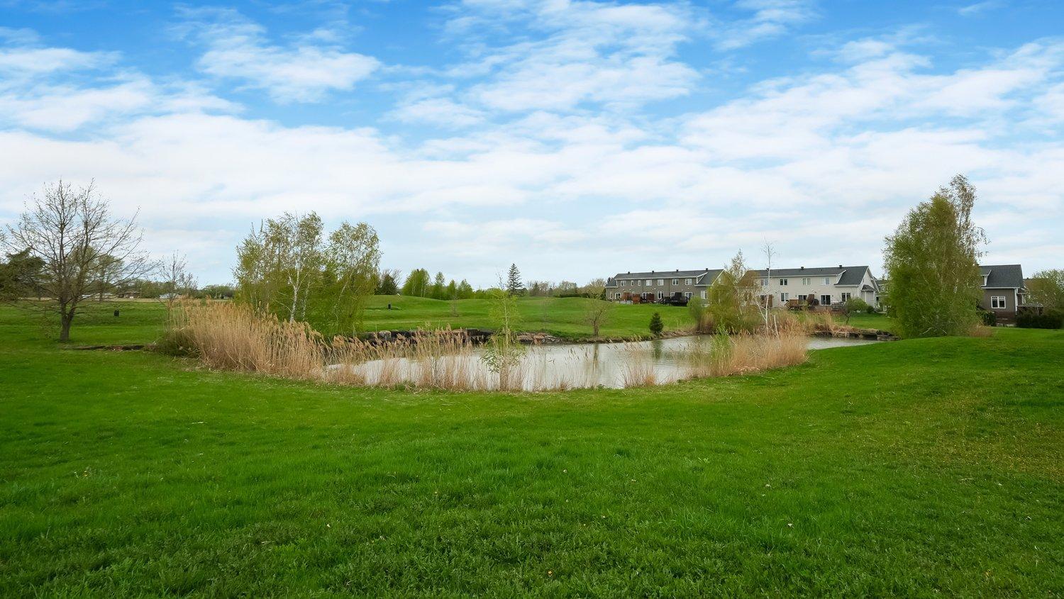 









6038Z


Imp. de la Coupe

,
Saint-Hyacinthe,




QC
J2T0B1

