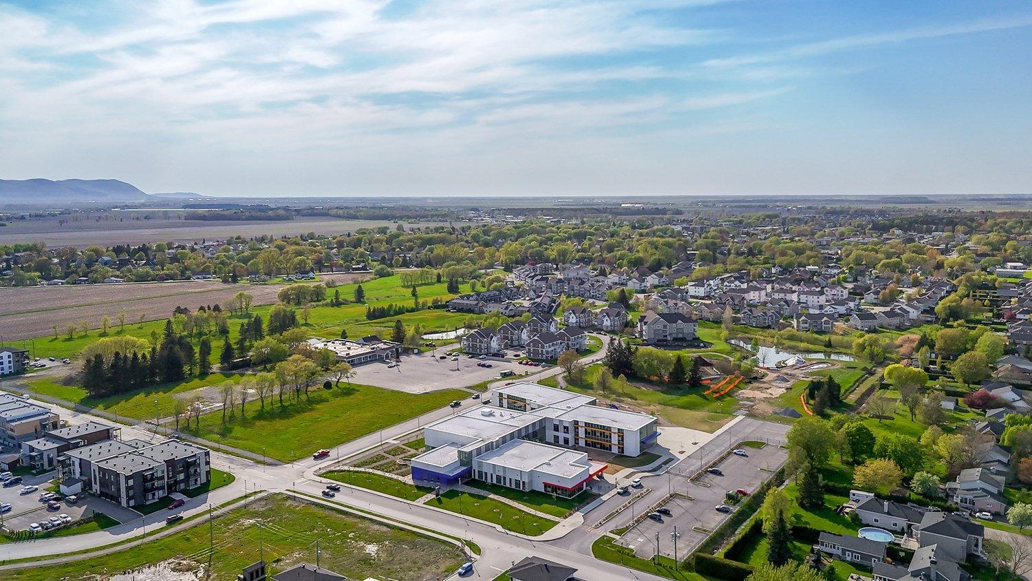 









6038Z


Imp. de la Coupe

,
Saint-Hyacinthe,




QC
J2T0B1

