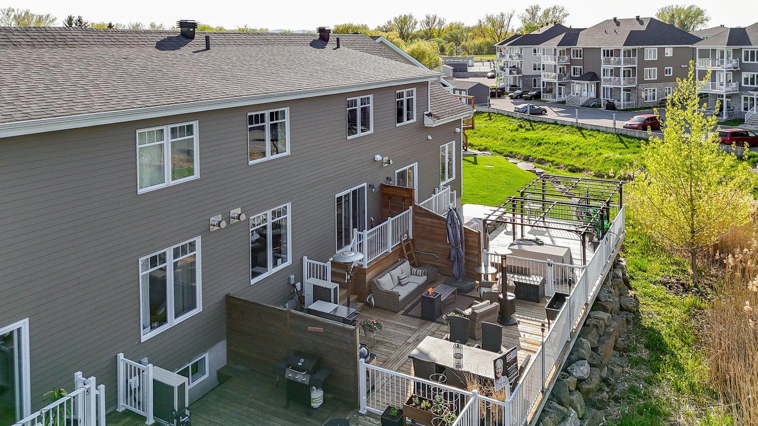 









6038Z


Imp. de la Coupe

,
Saint-Hyacinthe,




QC
J2T0B1

