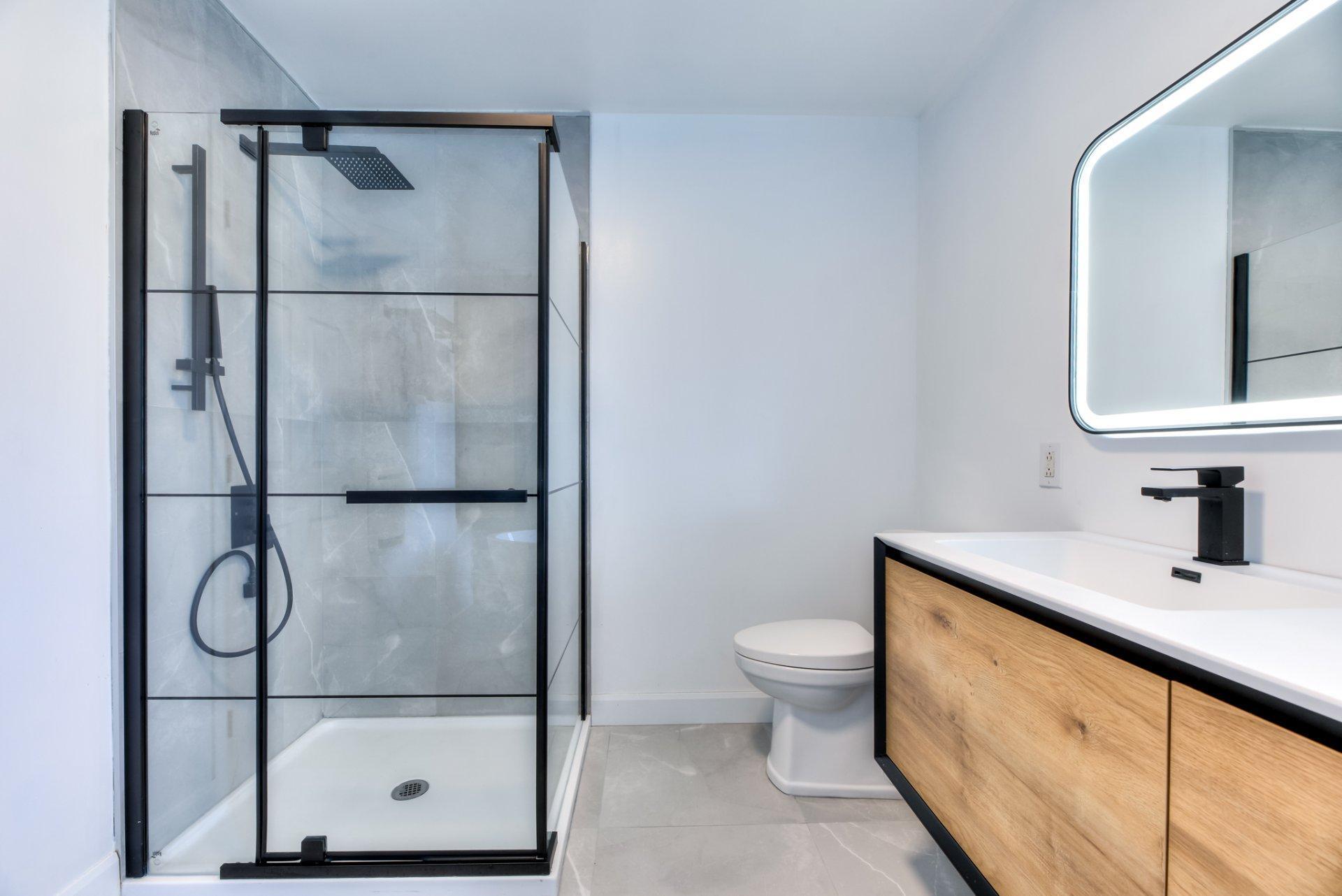 









4175


Place Victor-Barbeau

,
Montréal (Saint-Laurent),




QC
H4R2Y3

