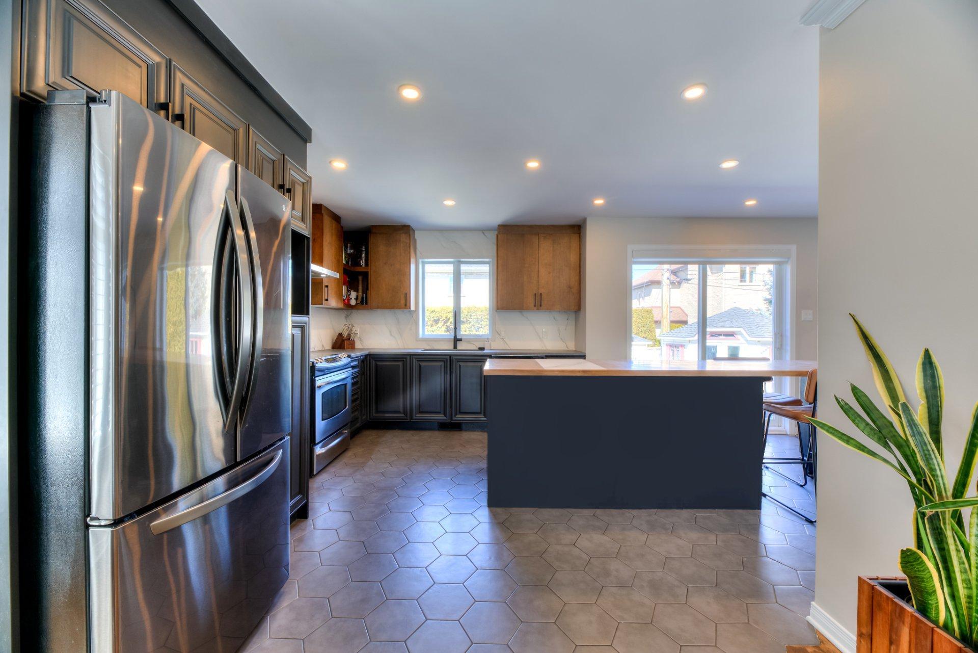 









4175


Place Victor-Barbeau

,
Montréal (Saint-Laurent),




QC
H4R2Y3

