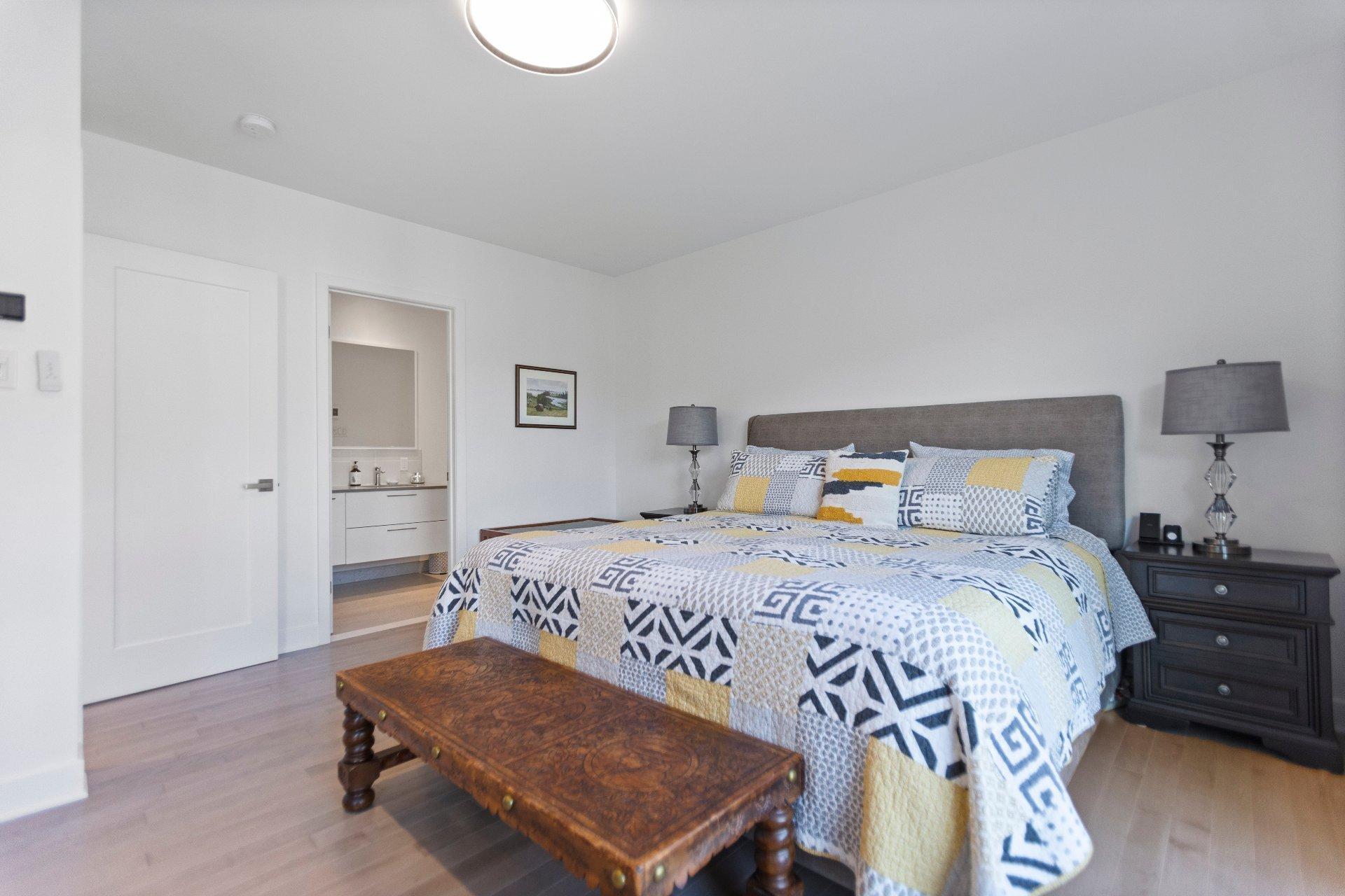 









126


Rue Frédéric-Back

,
Sainte-Anne-de-Bellevue,




QC
H9X0B5

