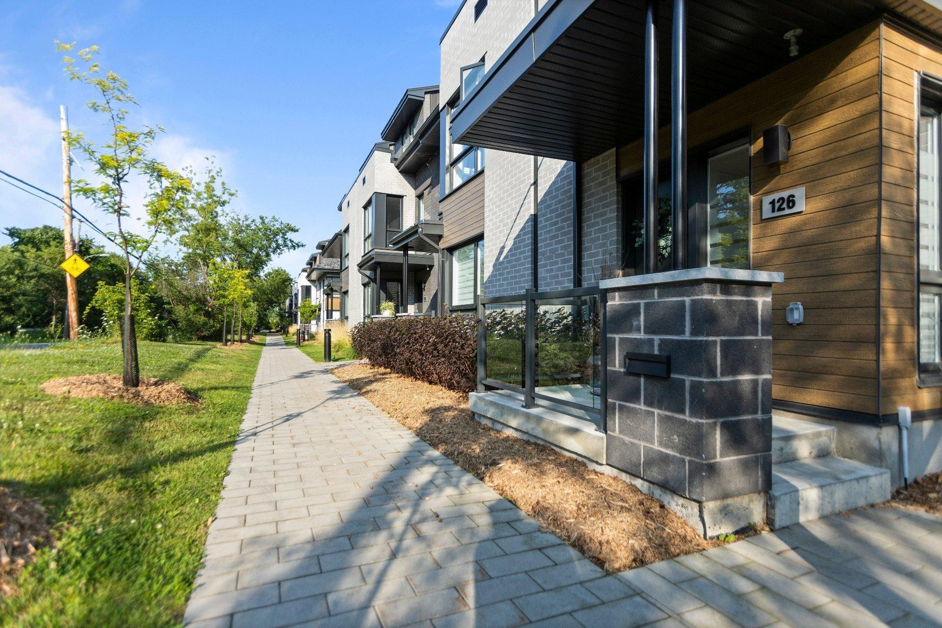 









126


Rue Frédéric-Back

,
Sainte-Anne-de-Bellevue,




QC
H9X0B5

