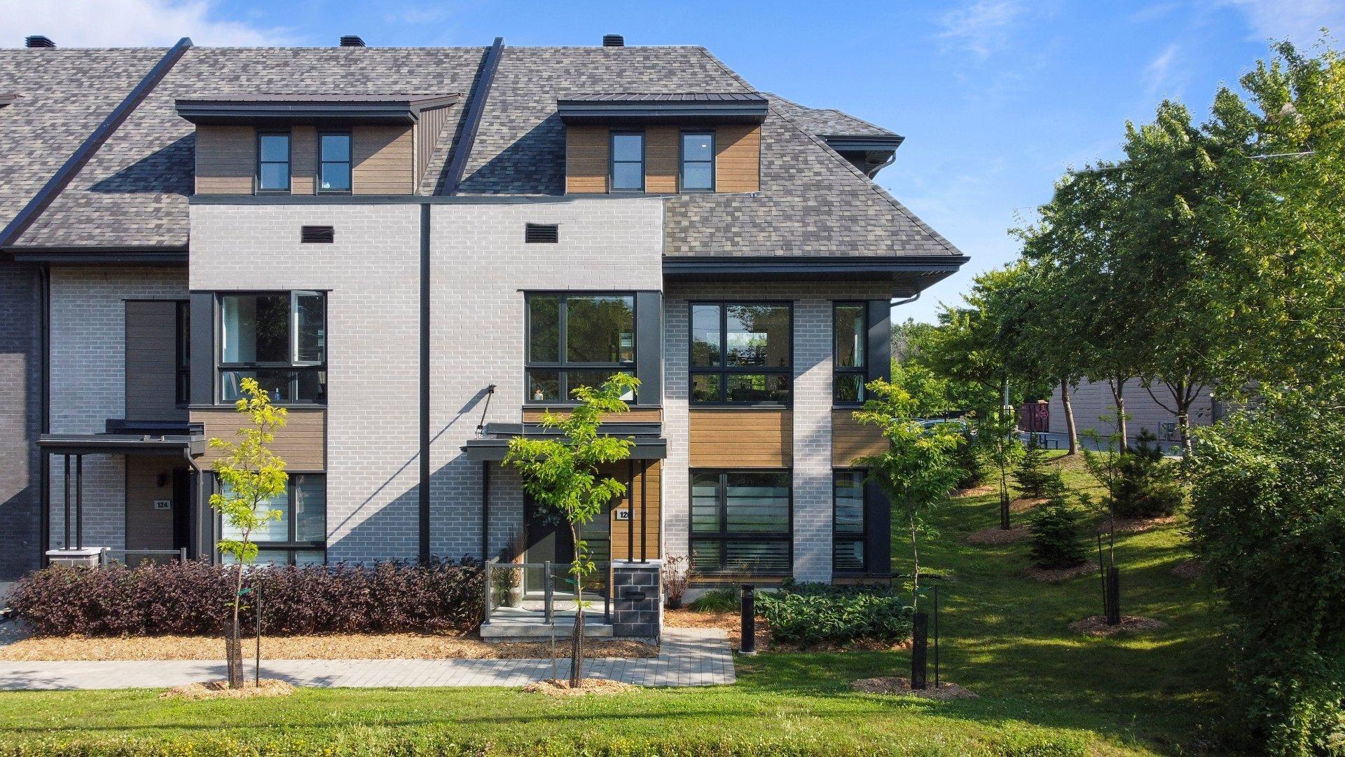 









126


Rue Frédéric-Back

,
Sainte-Anne-de-Bellevue,




QC
H9X0B5

