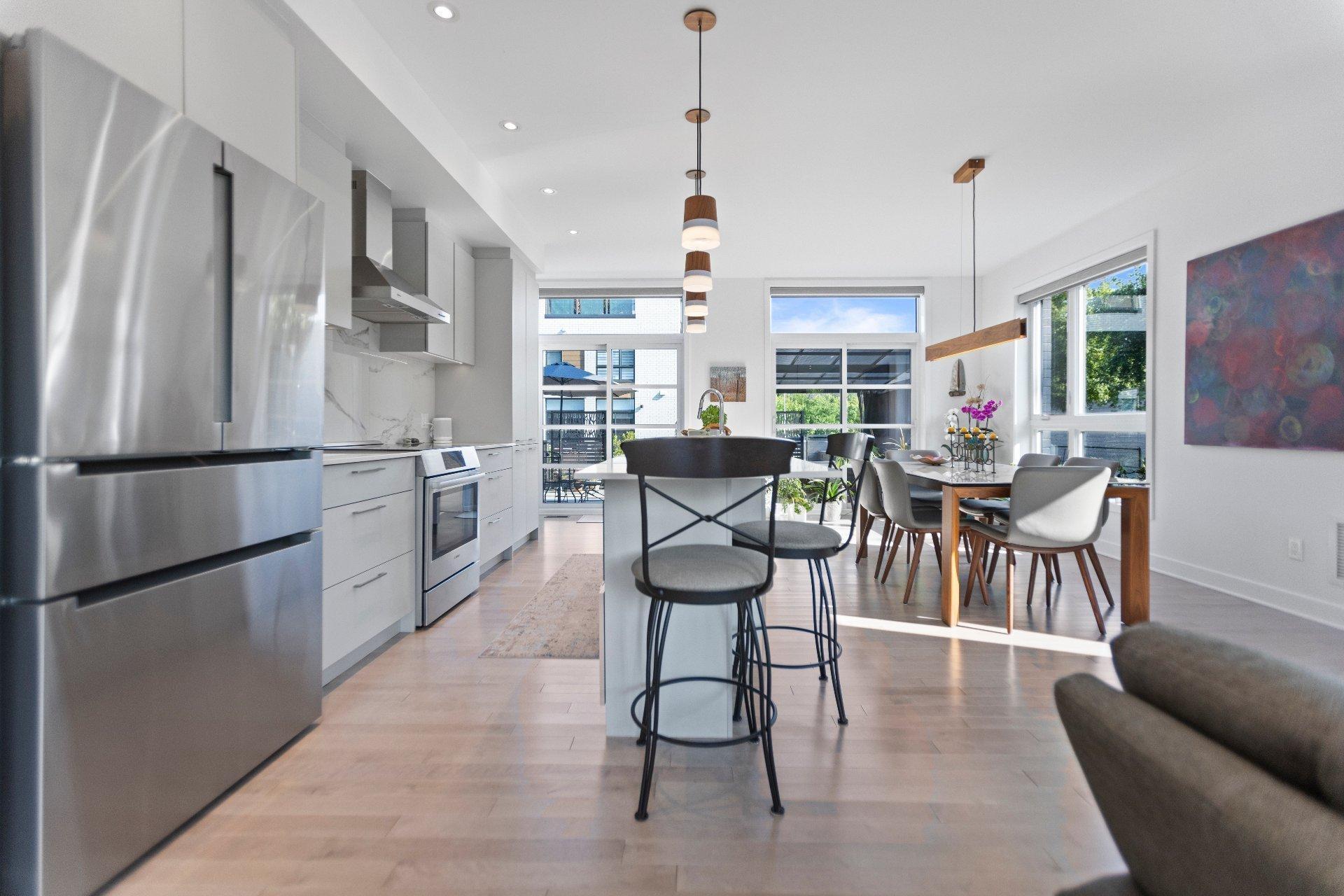 









126


Rue Frédéric-Back

,
Sainte-Anne-de-Bellevue,




QC
H9X0B5

