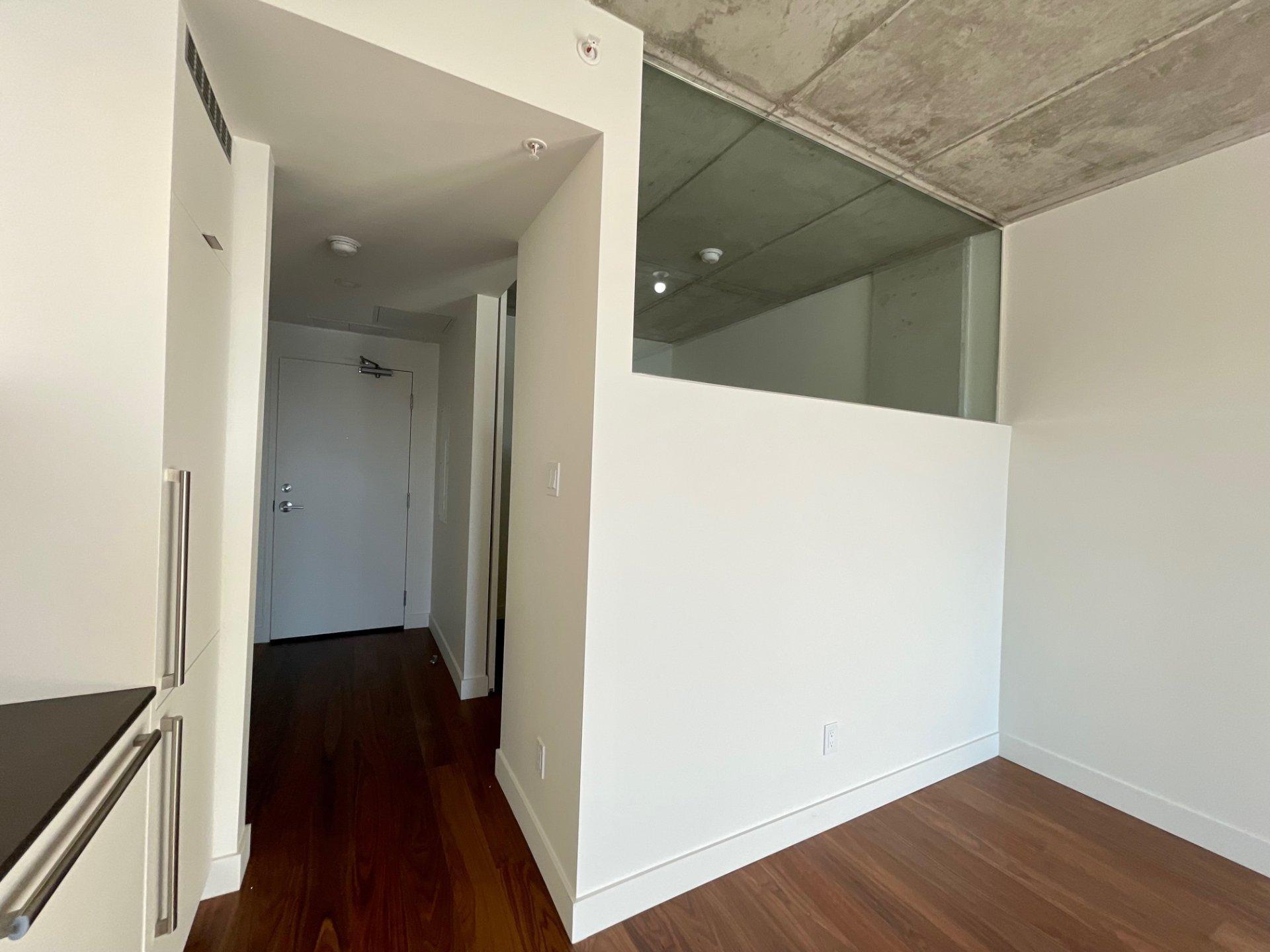 









200


Boul. Marcel-Laurin

, 421,
Montréal (Saint-Laurent),




QC
H4M2B9

