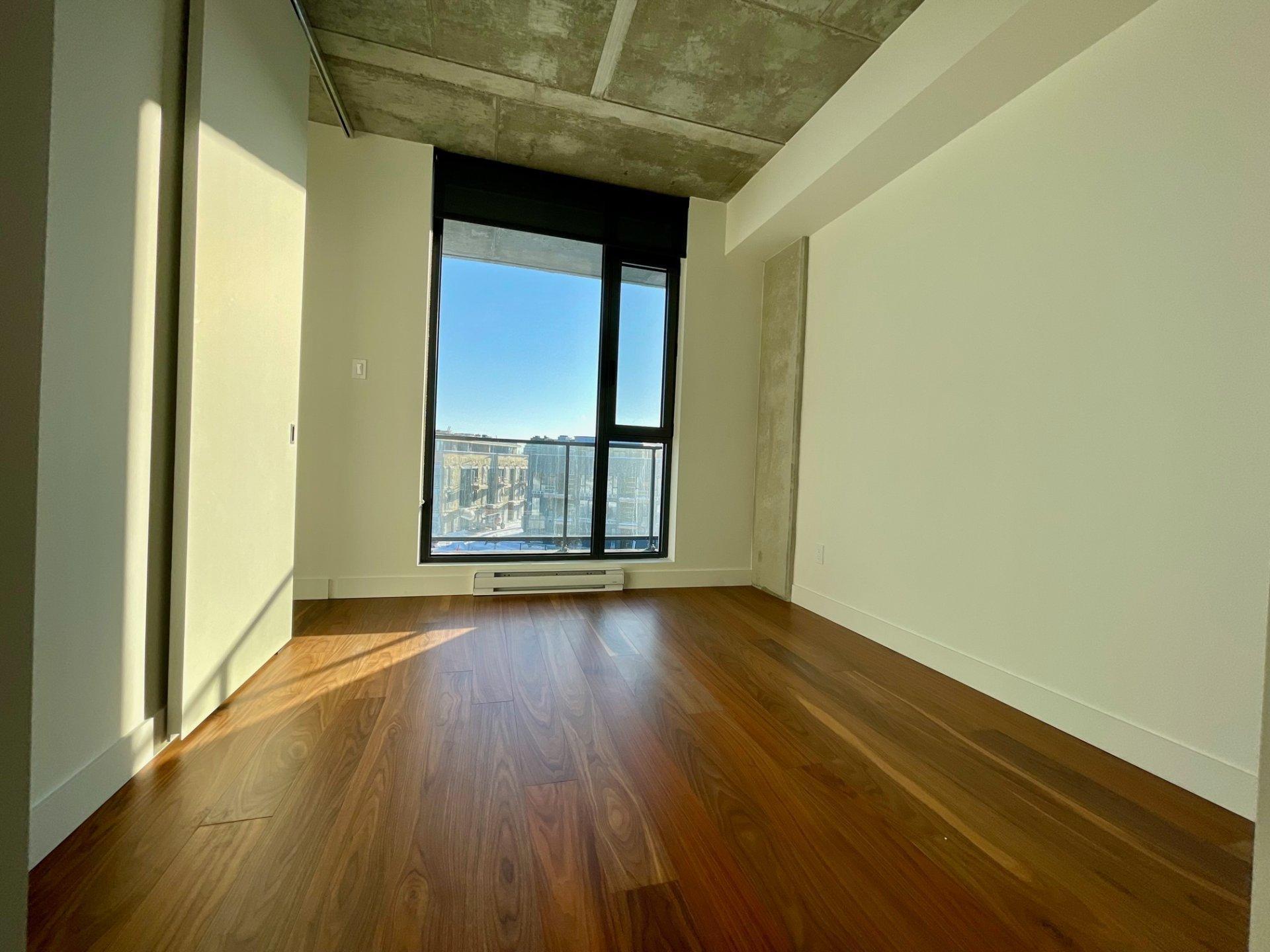 









200


Boul. Marcel-Laurin

, 421,
Montréal (Saint-Laurent),




QC
H4M2B9

