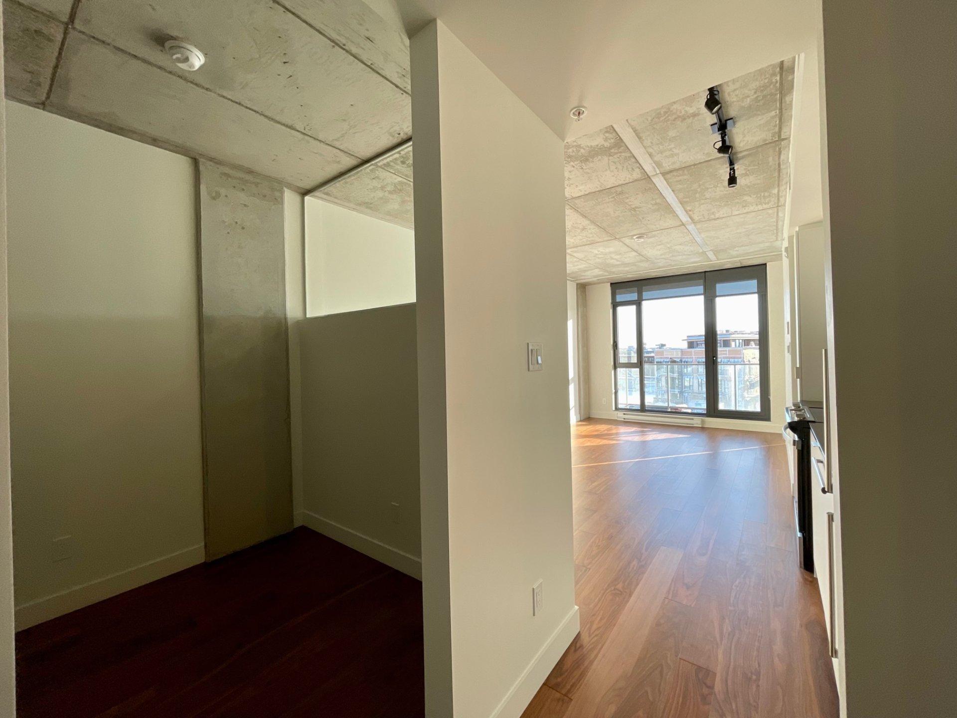 









200


Boul. Marcel-Laurin

, 421,
Montréal (Saint-Laurent),




QC
H4M2B9

