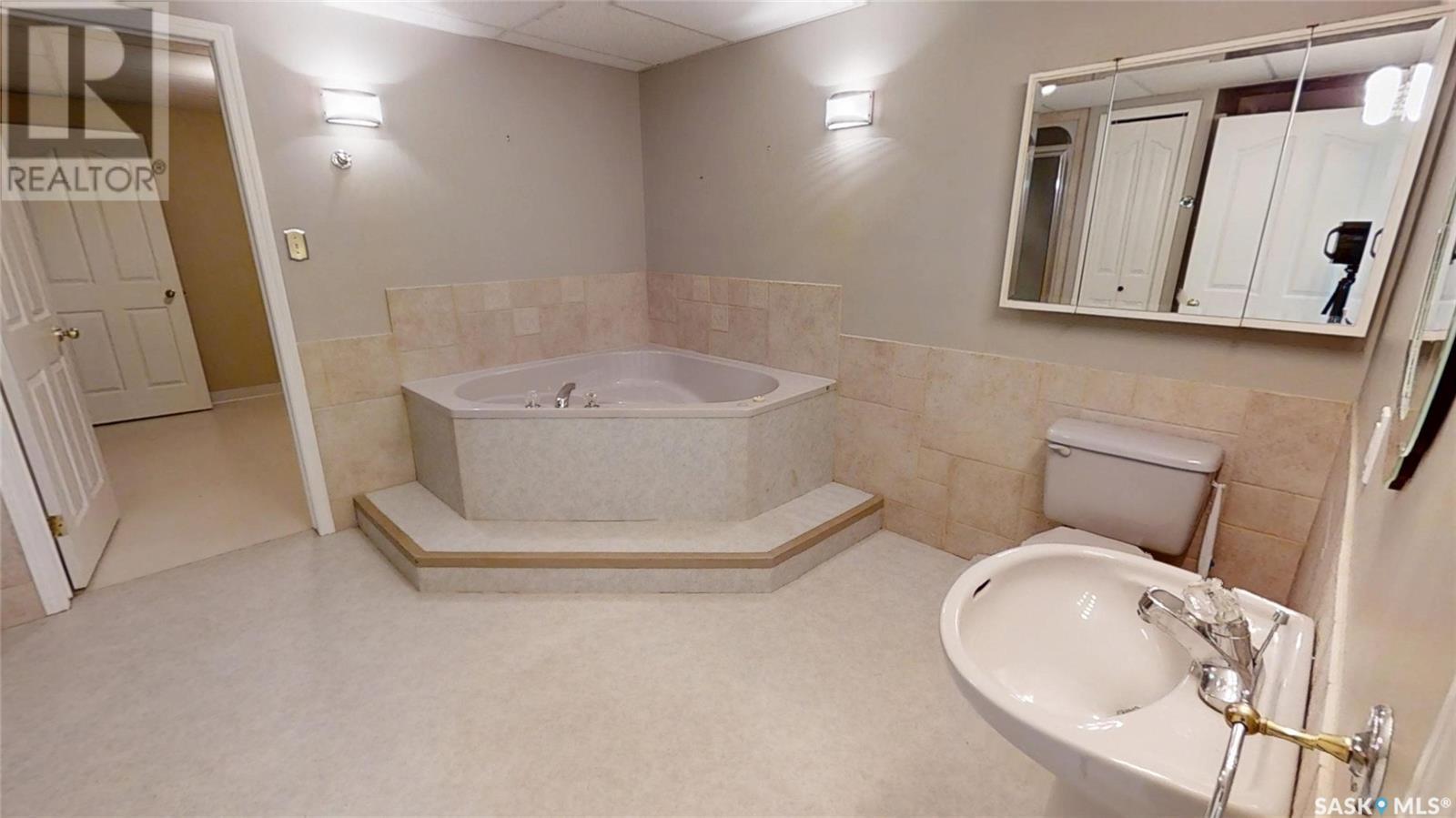 












207 4th AVENUE W

,
Coleville,




Saskatchewan
S0L0K0

