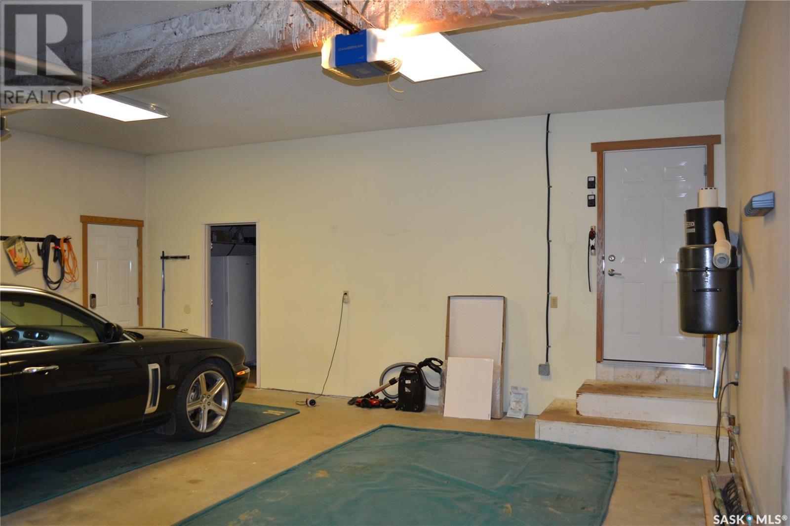 












207 4th AVENUE W

,
Coleville,




Saskatchewan
S0L0K0

