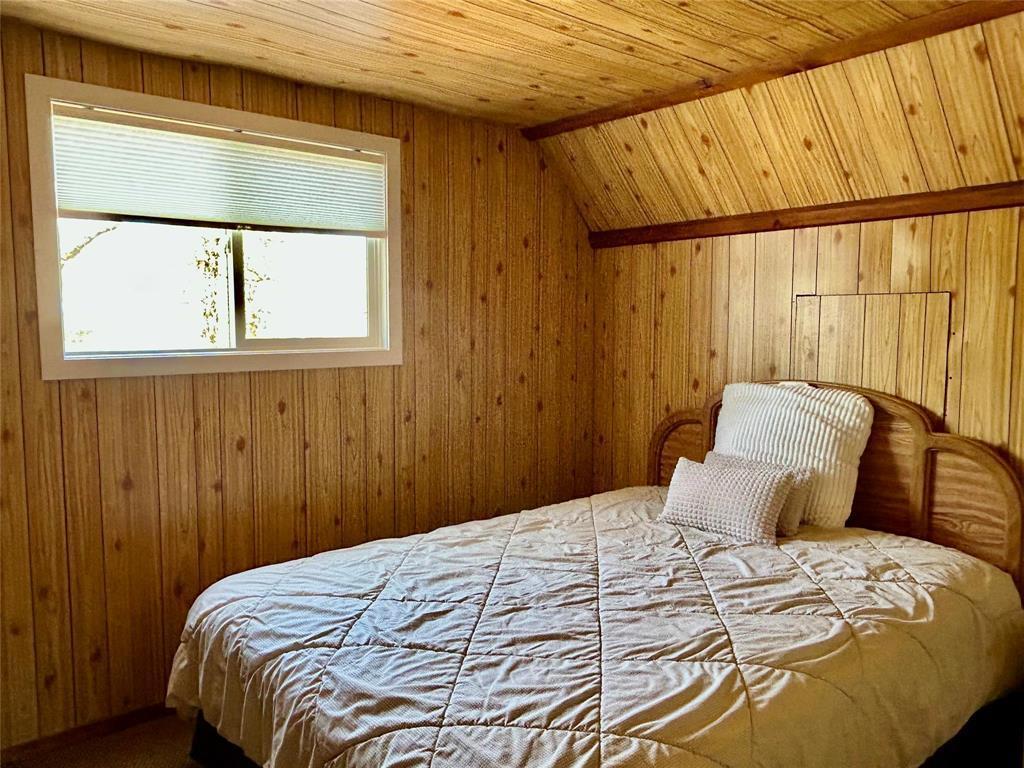 












316 Hall Drive

,
Pelican Lake,




Manitoba
R0K1R0

