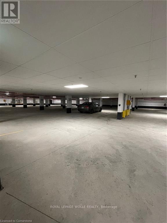 












412 - 101 GOLDEN EAGLE ROAD

,
Waterloo,




Ontario
N2V1C3

