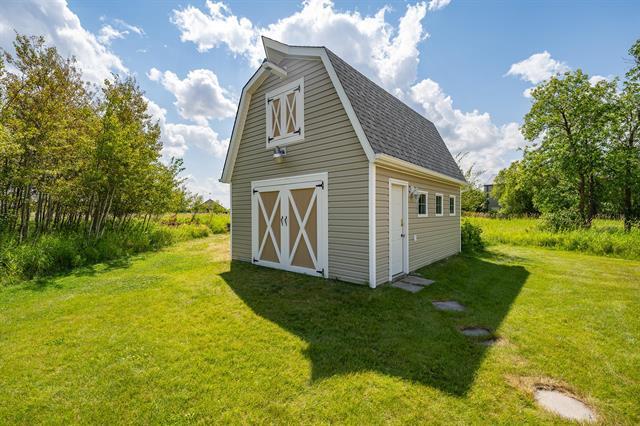 









584


Fraser

RD,
Winnipeg,




MB
R2N 4B4

