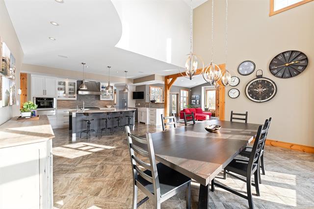 









584


Fraser

RD,
Winnipeg,




MB
R2N 4B4

